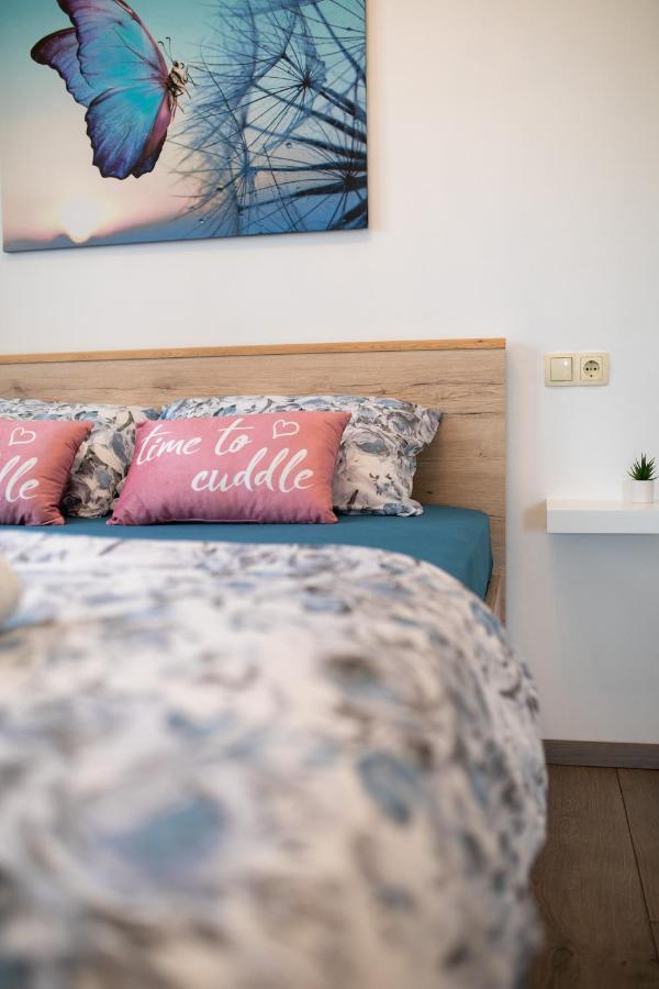 Apartman Jelena Vrbnik Esterno foto