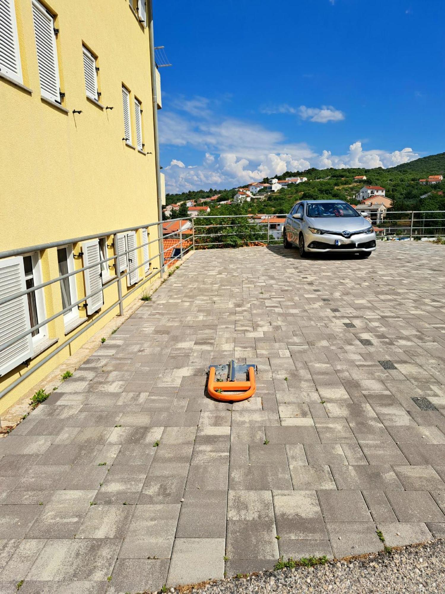 Apartman Jelena Vrbnik Esterno foto